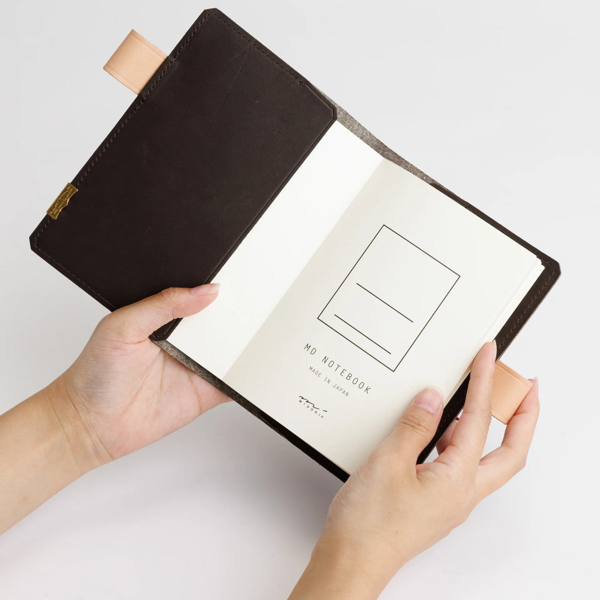 The Superior Labor / A6 note keeper (glove leather)