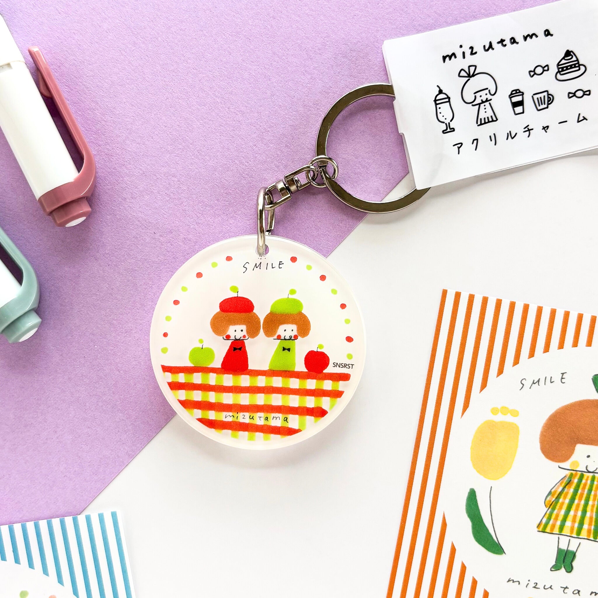 mizutama x サンスター文具 / アクリルチャーム「りんごと女の子」