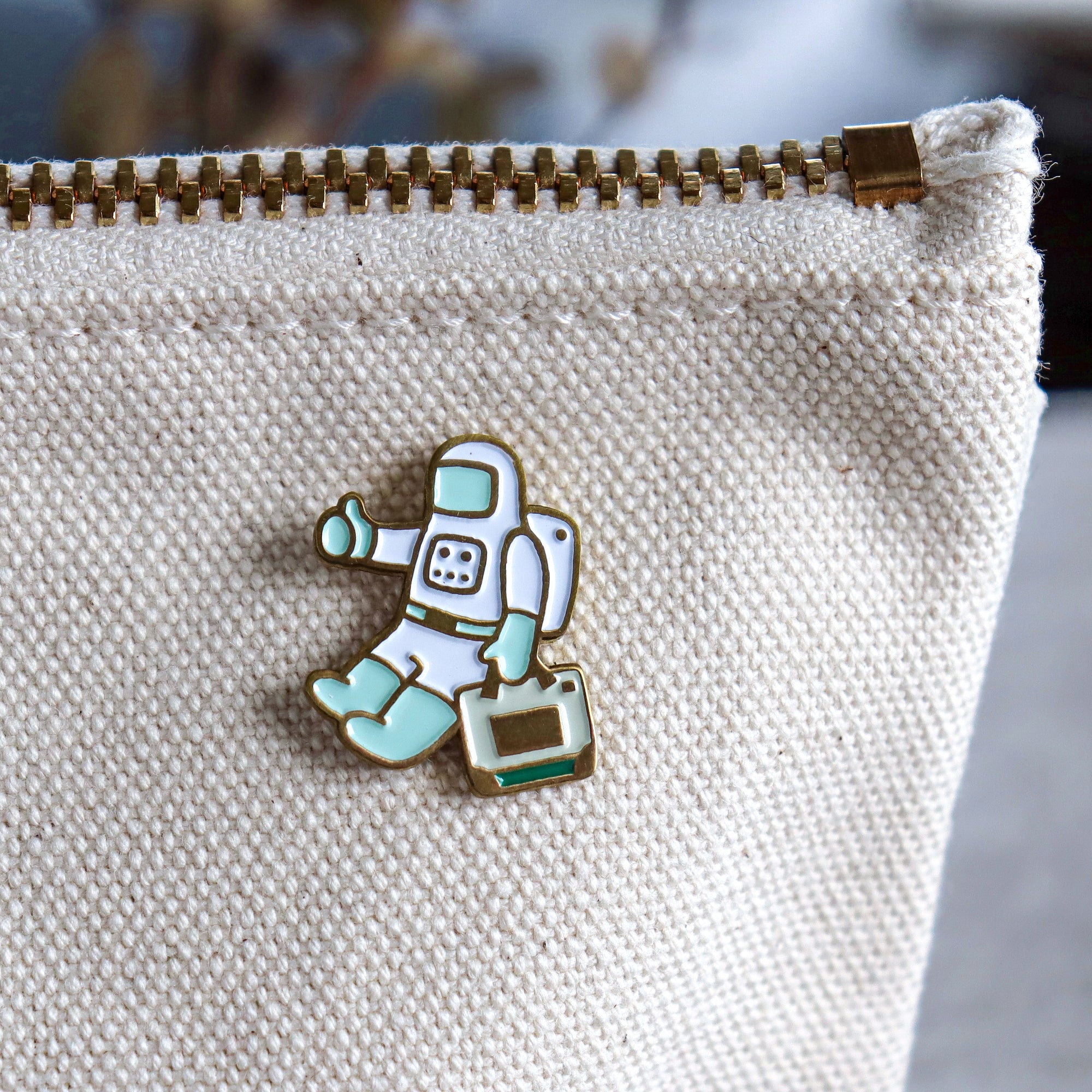 【限定】eric x TSL / 真鍮ピンバッチ（I Love Handmade）