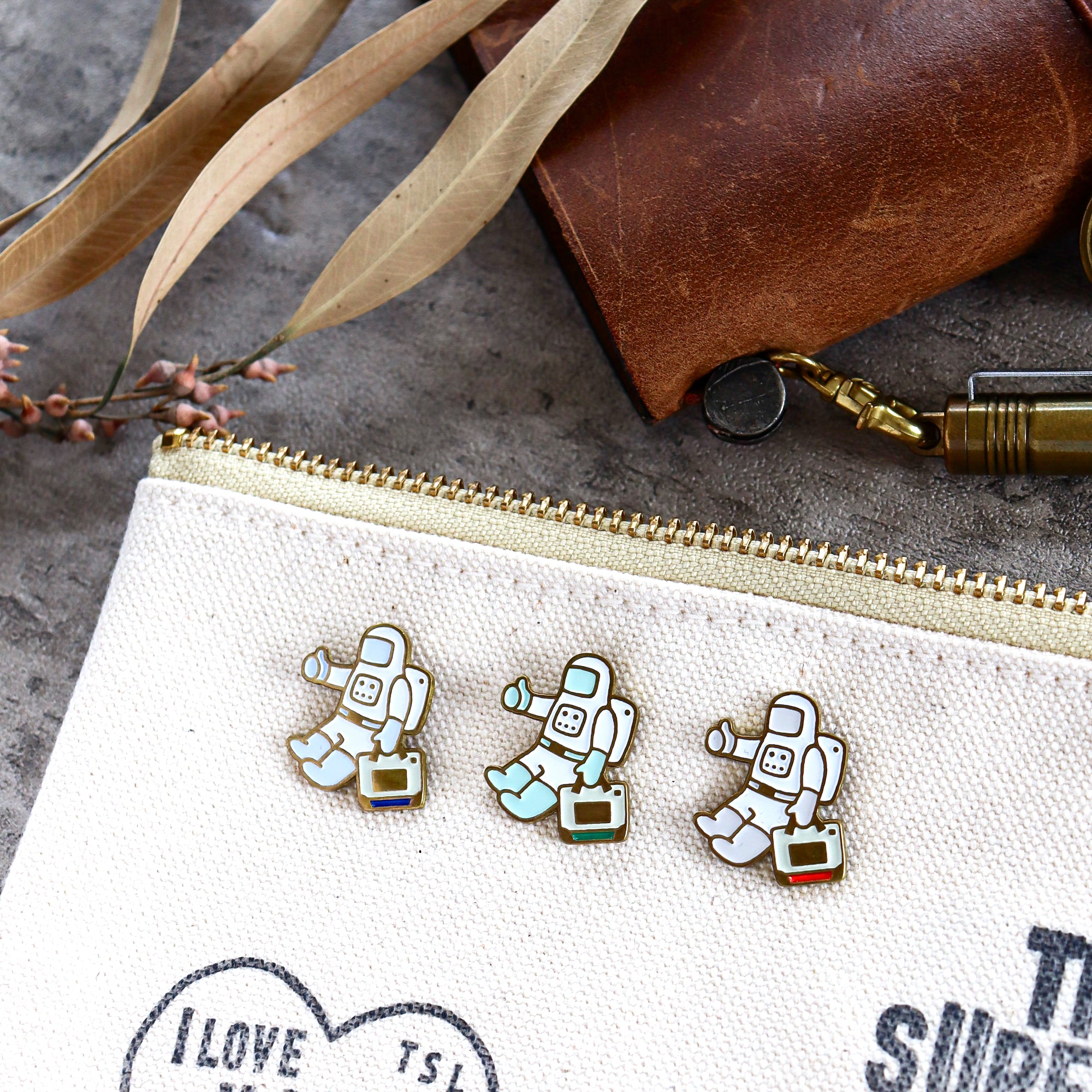 【限定】eric x TSL / 真鍮ピンバッチ（I Love Handmade）