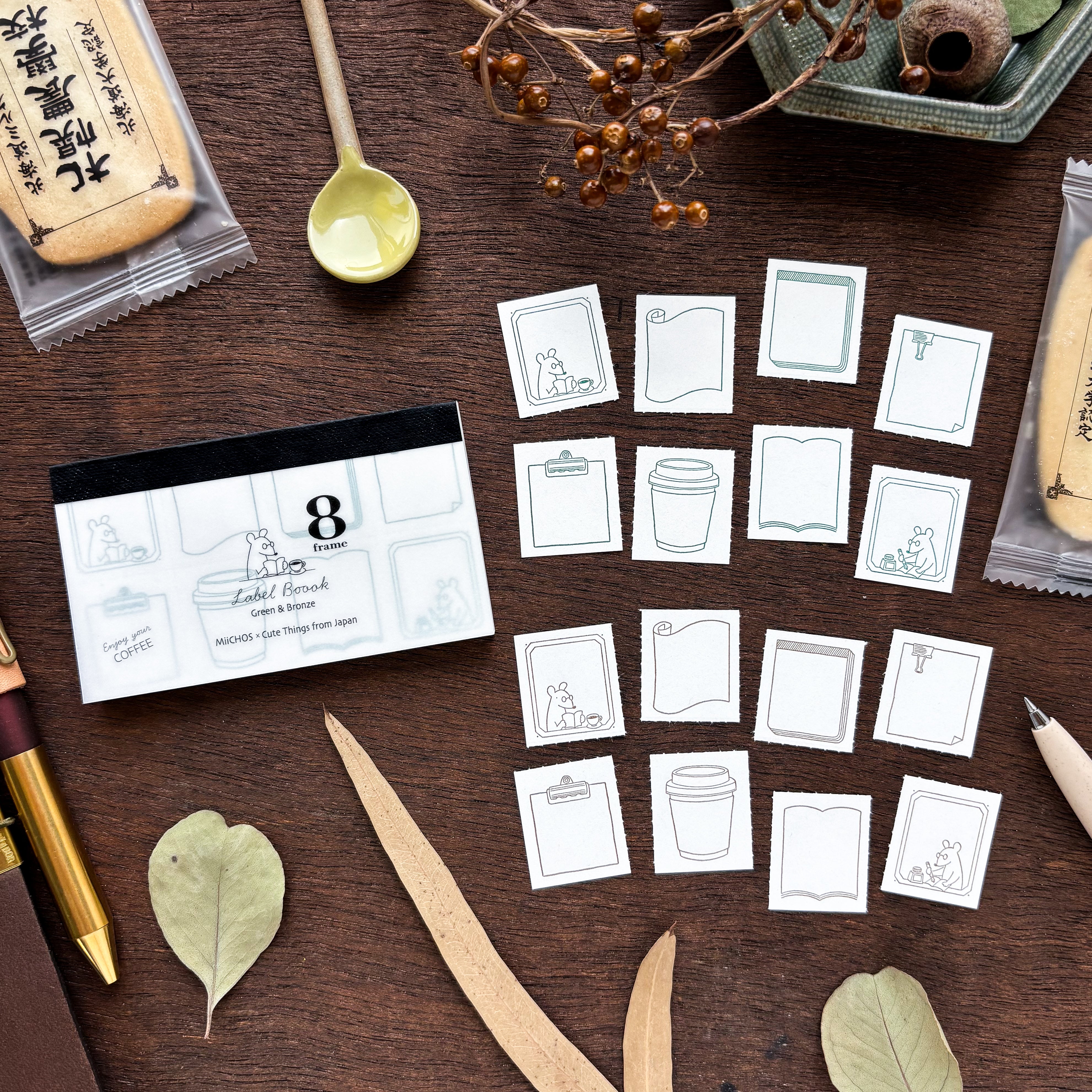 MiiCHOS x CTFJコラボ / 8 label book