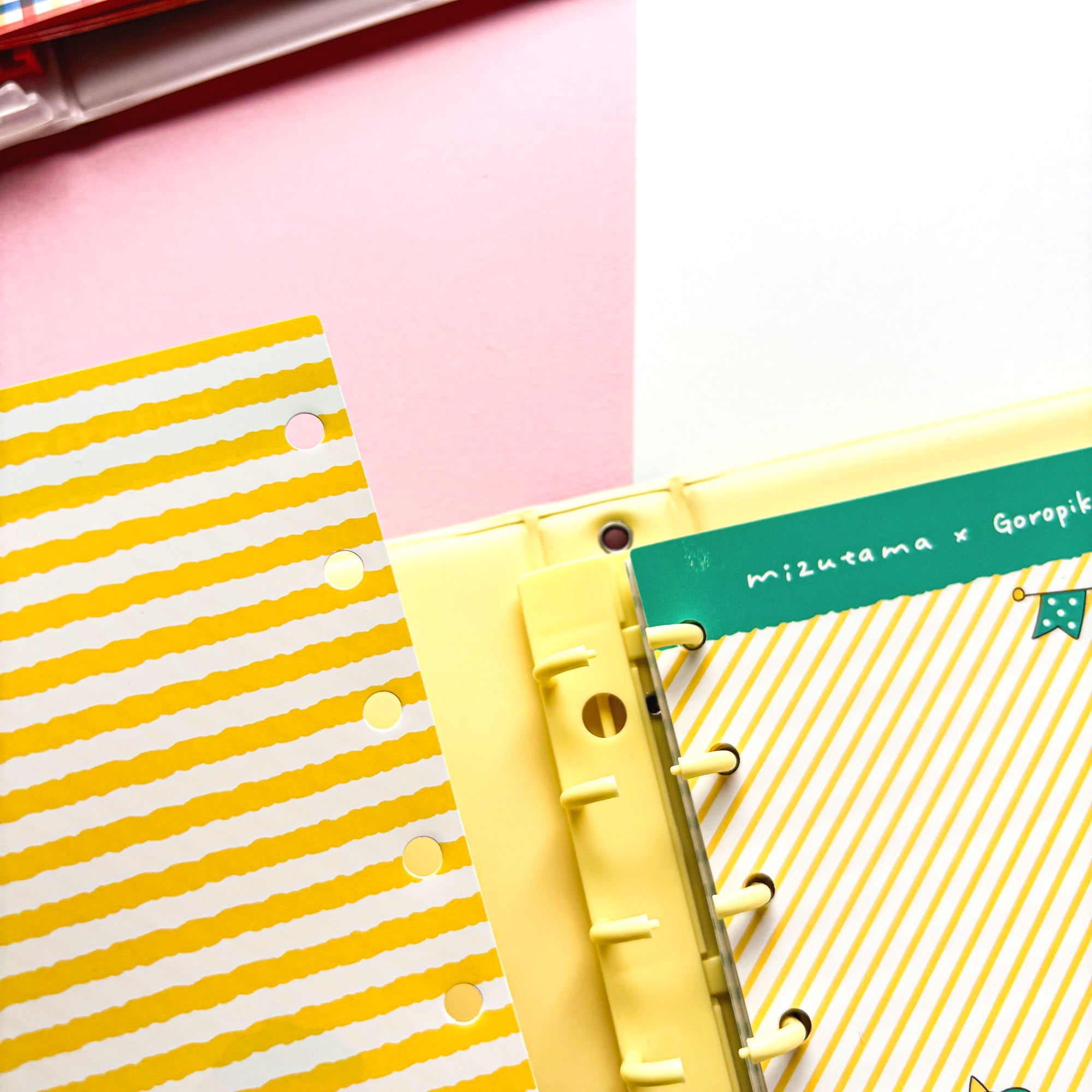[Limited Edition] mizutama / Sticker Storage File (yellow)