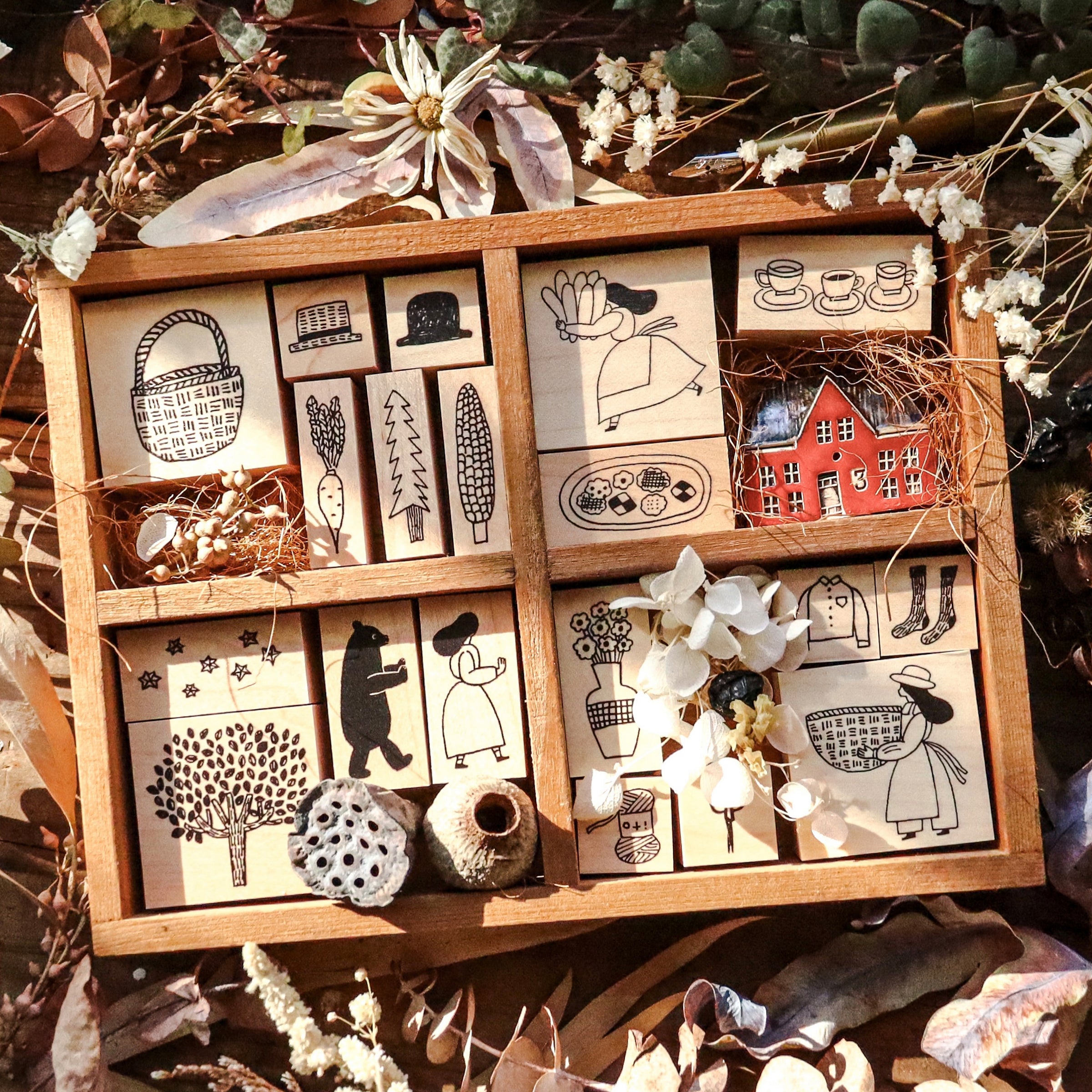 ネクタイ/ スタンプ「大きなかご」
