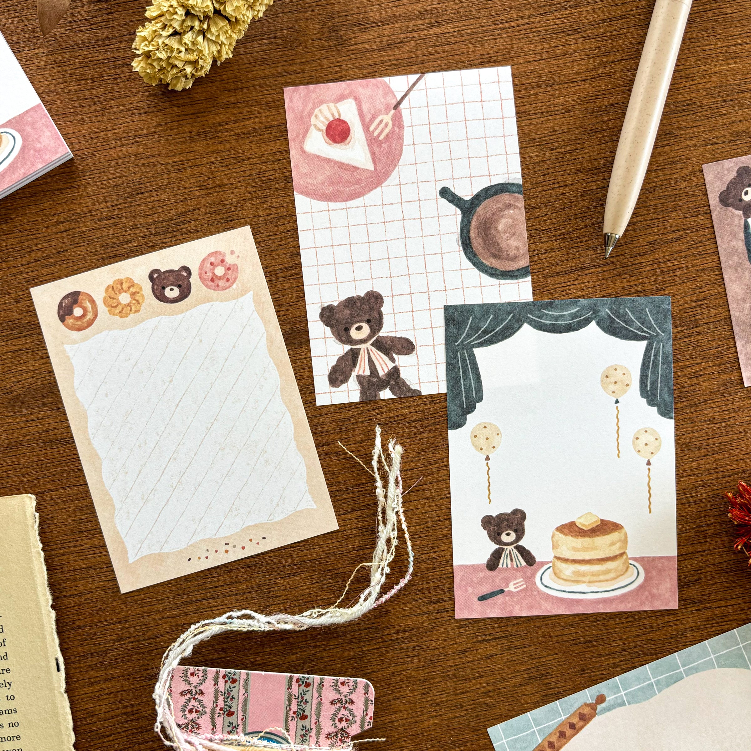 Waka Nakauchi / Memo Pad - Bear's Sweets Shop