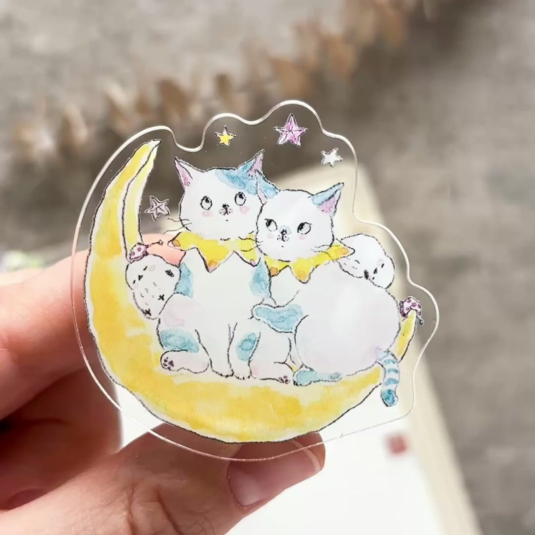 Load video: Tocorocomugi / Rotating Paper Clip - Moon &amp; Star
